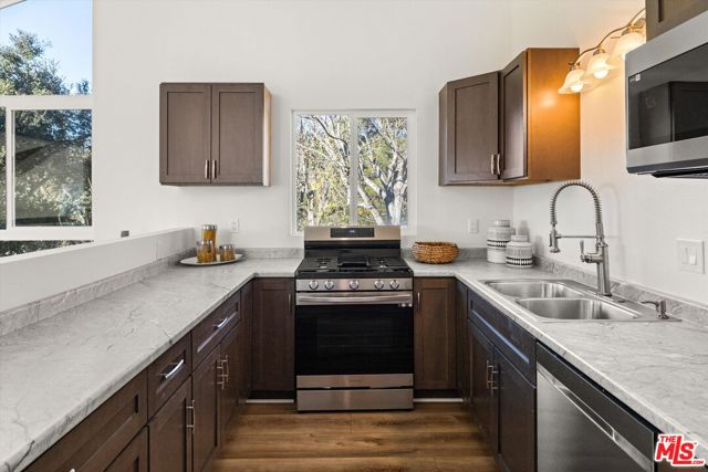 827 Cheltenham Road, Santa Barbara CA: https://media.crmls.org/mediaz/047236d5-d54e-4af4-bf6e-4e72d0f3a3f7.jpg
