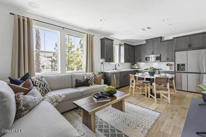 1748 Heywood Street Unit B, Simi Valley, CA 93065