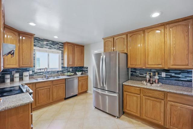 1941 Briarwood Drive, Santa Clara CA: https://media.crmls.org/mediaz/04725de4-e747-4149-b55a-47417439c554.jpg