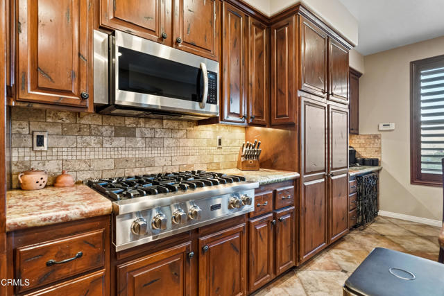 490 Peter Place, Simi Valley CA: https://media.crmls.org/mediaz/0473102f-043f-4d09-8fea-819ba800cd73.jpg