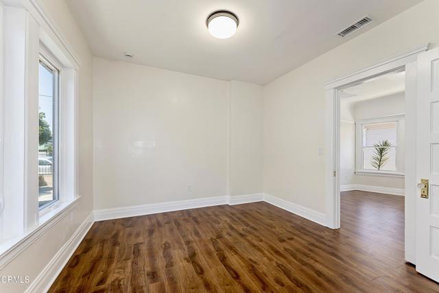 124 W Avenue 28, Los Angeles CA: https://media.crmls.org/mediaz/0473257a-ee02-4a70-be66-206e1764915b.jpg