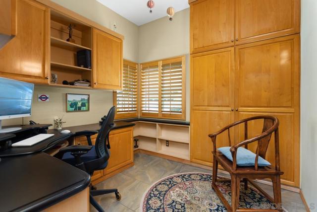 457 Arden Drive, Encinitas CA: https://media.crmls.org/mediaz/0473ffbd-ee7c-4b70-81d7-aea9ea626aec.jpg