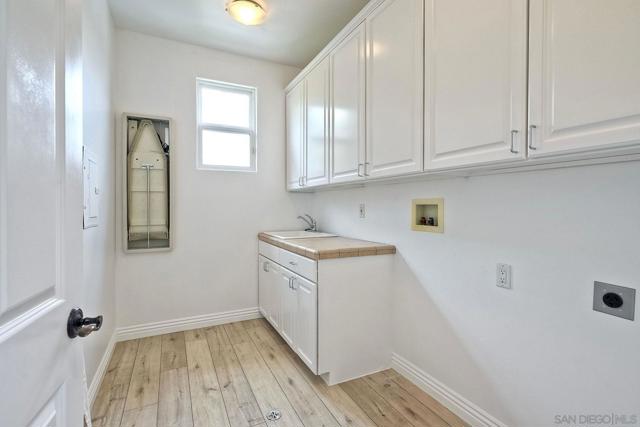 819 Van Nuys Street, San Diego CA: https://media.crmls.org/mediaz/04746d48-fd37-49f1-a9c6-95aea91f750c.jpg