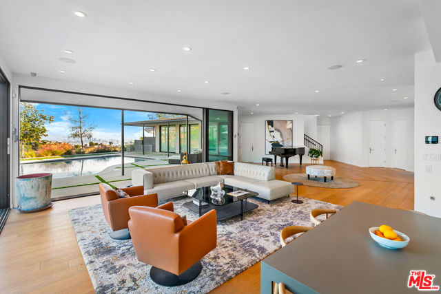 8545 Charl Lane, Los Angeles CA: https://media.crmls.org/mediaz/0474a272-40d3-4239-9fd0-b417c9fe7fb2.jpg