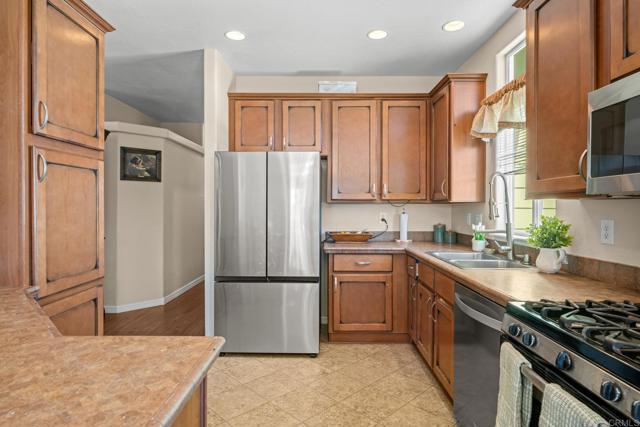 Detail Gallery Image 6 of 22 For 2239 Black Canyon Rd, Ramona,  CA 92065 - 3 Beds | 2 Baths