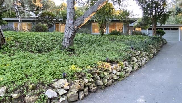 25349 Flanders Drive, Carmel CA: https://media.crmls.org/mediaz/047522c5-6717-4944-8ddb-956d42d3fe7d.jpg