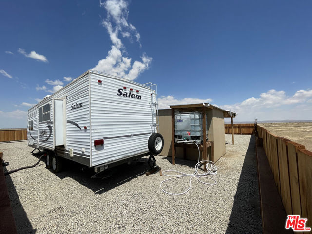 55 E Avenue D4, Lancaster CA: https://media.crmls.org/mediaz/0477214d-766e-4084-9997-ca975fc9b9f6.jpg