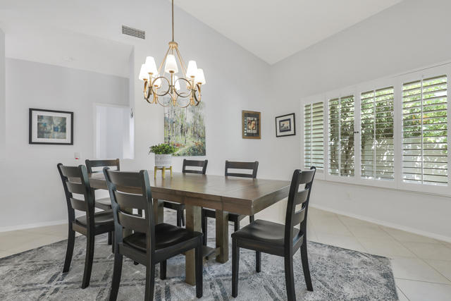 Image 17 of 31 For 40346 Barington Drive