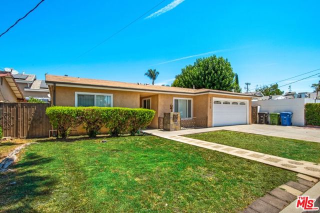 16015 KITTRIDGE Street photo 1