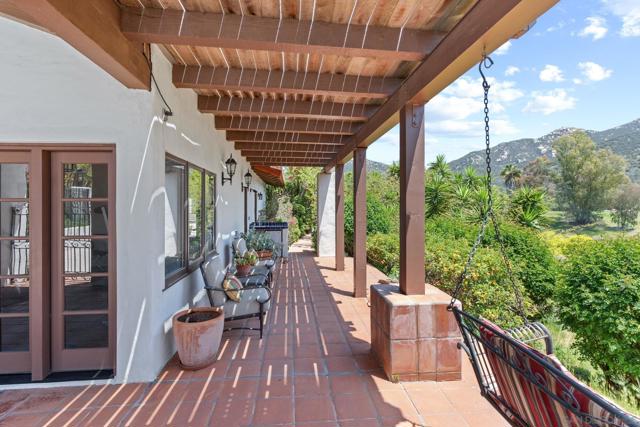 17156 Dos Hermanos, Poway CA: https://media.crmls.org/mediaz/047832a6-eb1f-4329-aabc-1c158bececac.jpg