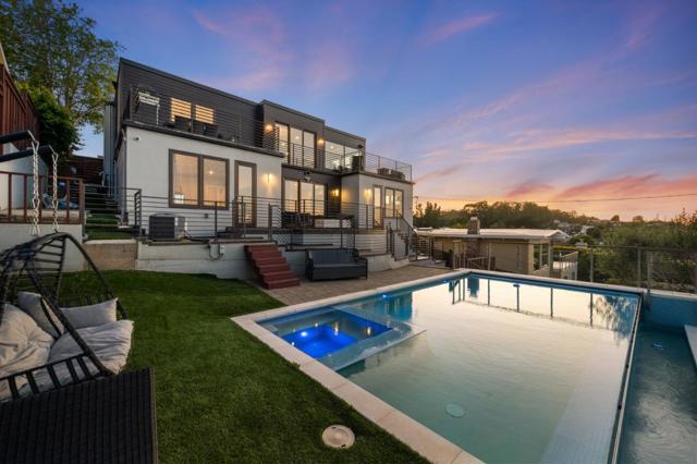 1548 Los Montes Drive, Burlingame CA: https://media.crmls.org/mediaz/0478e5aa-4a31-44af-b3f7-8689f1345ae2.jpg