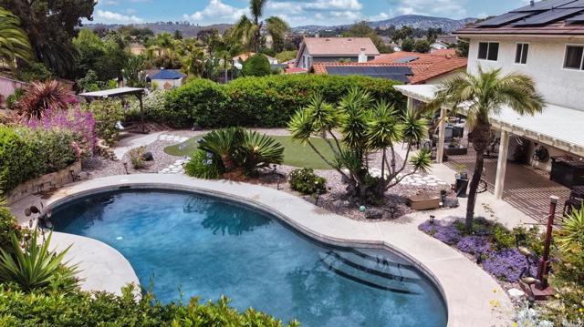 3812 Wild Oats Ln, Bonita CA: https://media.crmls.org/mediaz/04798651-b824-421d-bc08-ff38009113e2.jpg