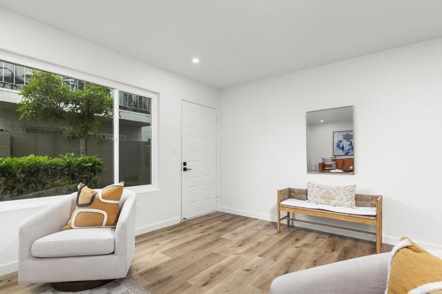 Detail Gallery Image 11 of 34 For 4514 Dawson Ave #4,  San Diego,  CA 92115 - 3 Beds | 2/1 Baths
