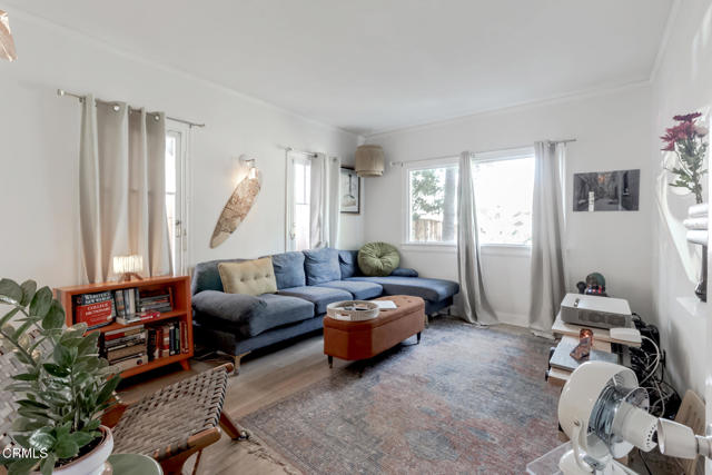 632 Mariposa Avenue, Los Angeles CA: https://media.crmls.org/mediaz/0479fa23-242f-4824-840f-ce283edcf57a.jpg