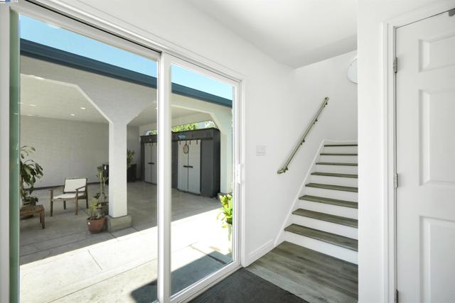3254 Keith Ave, Castro Valley CA: https://media.crmls.org/mediaz/0479fd03-7db5-4116-9f3c-73e63f448657.jpg