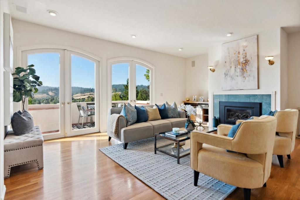 112 Sunset Terrace