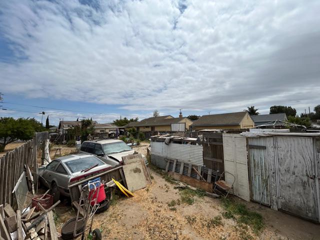 31 10th Street, Greenfield CA: https://media.crmls.org/mediaz/047a47ea-7a11-4468-82b4-5720b710bcff.jpg