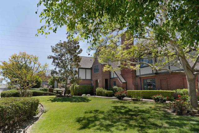 3251 Piragua Street, Carlsbad CA: https://media.crmls.org/mediaz/047aa1df-d003-4428-9284-cca51b1bab51.jpg