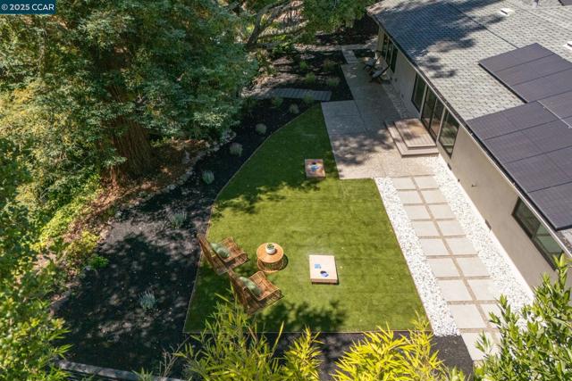 148 Draeger Drive, Moraga CA: https://media.crmls.org/mediaz/047b6f58-50bc-4685-a94d-cebe29bbf73c.jpg