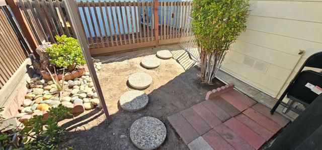 556 Millpond Drive, San Jose CA: https://media.crmls.org/mediaz/047bad77-e6c0-4116-8854-cadb02e57cf7.jpg