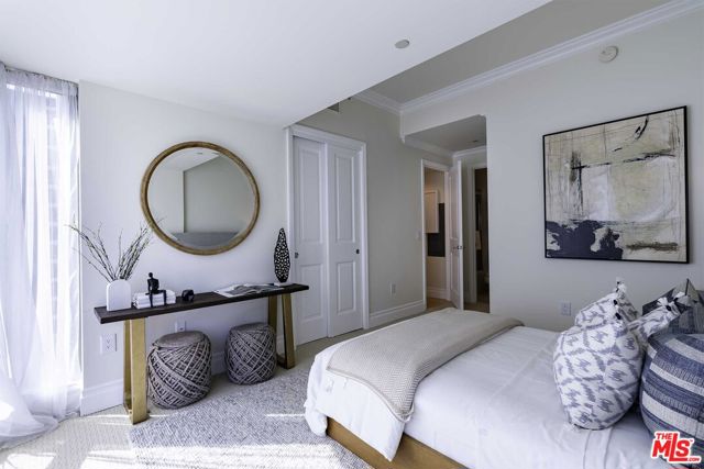 10727 Wilshire Boulevard, Los Angeles CA: https://media.crmls.org/mediaz/047bd1ec-86de-4962-abd4-73b3b2c3dded.jpg