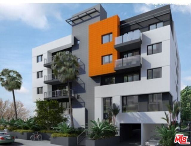 744 Hartford Avenue, Los Angeles CA: https://media.crmls.org/mediaz/047d2afe-ed6a-4488-b2e6-bf981008db24.jpg