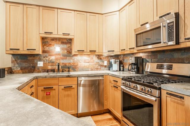 50 Hidden Valley Rd., Mammoth Lakes CA: https://media.crmls.org/mediaz/047dc43c-220d-4b5c-8ab3-d373d970c2b4.jpg