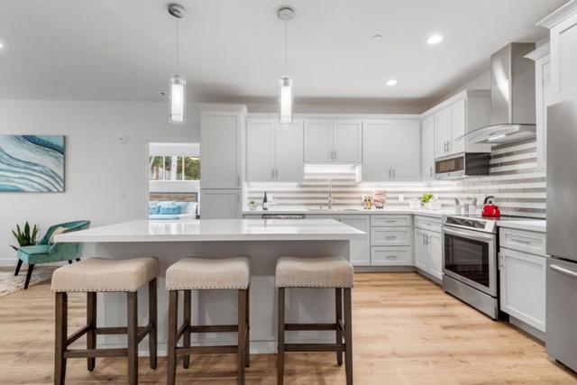 4104 Scotts Valley, Scotts Valley CA: https://media.crmls.org/mediaz/047f45f1-81b1-478c-aee6-e31426f4af9a.jpg