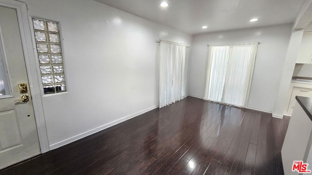 3212 De Witt Drive