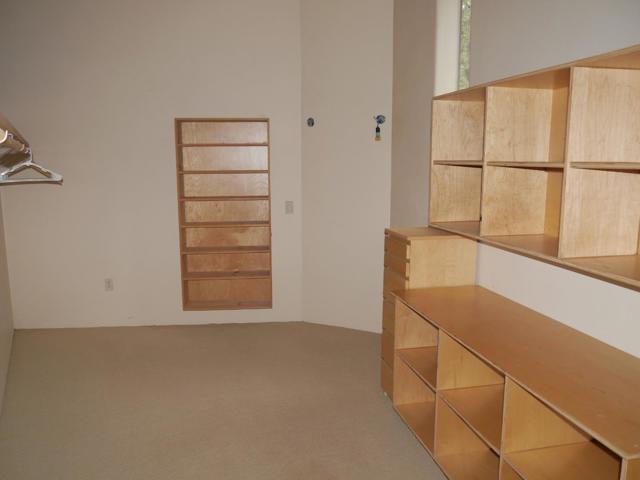 39450 Tassajara Road, Carmel Valley CA: https://media.crmls.org/mediaz/04813f20-e2ba-4bdb-a94f-036bda564ffc.jpg