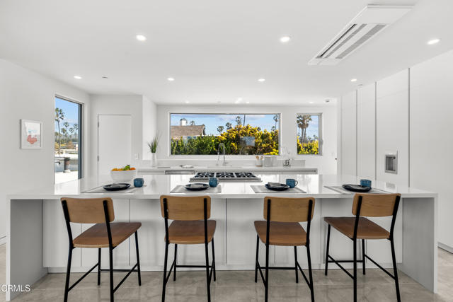 Detail Gallery Image 33 of 63 For 1238 Devon Ln, Ventura,  CA 93001 - 4 Beds | 4/1 Baths