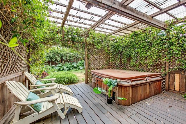 329 Pope Street, Menlo Park CA: https://media.crmls.org/mediaz/0482e077-7e6a-402c-b439-d745ca7ccdc4.jpg
