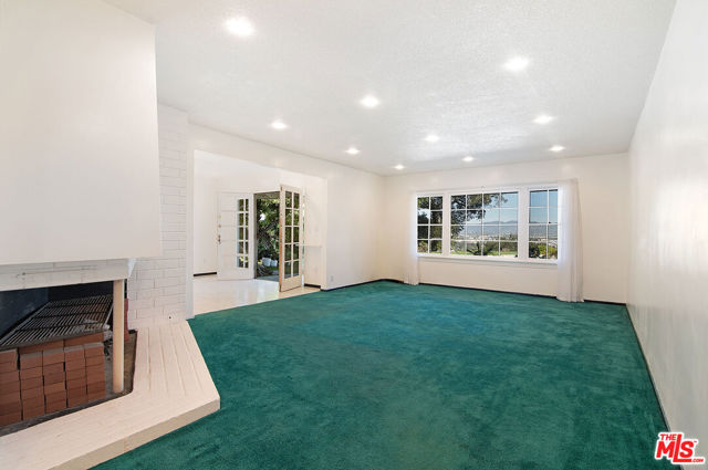 10803 Alta View Drive photo 5