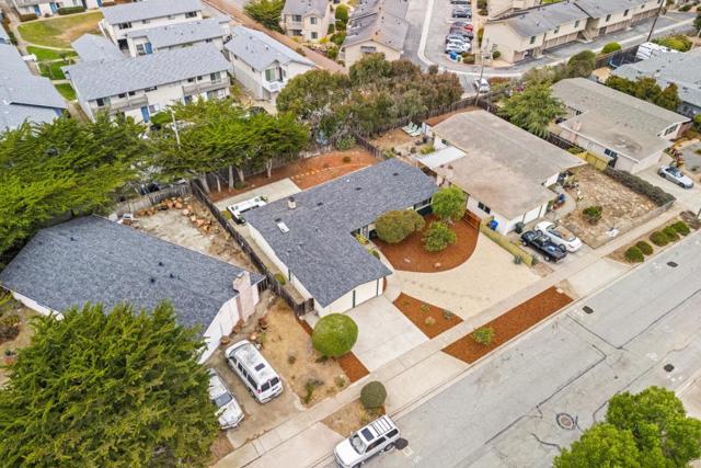 274 Cosky Drive, Marina CA: https://media.crmls.org/mediaz/0483125d-4ae5-4317-8513-2c49720caf3c.jpg