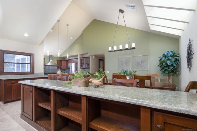 801 Allerton Ct, San Diego CA: https://media.crmls.org/mediaz/0483444b-fb0e-463b-a372-3961ed1c1157.jpg