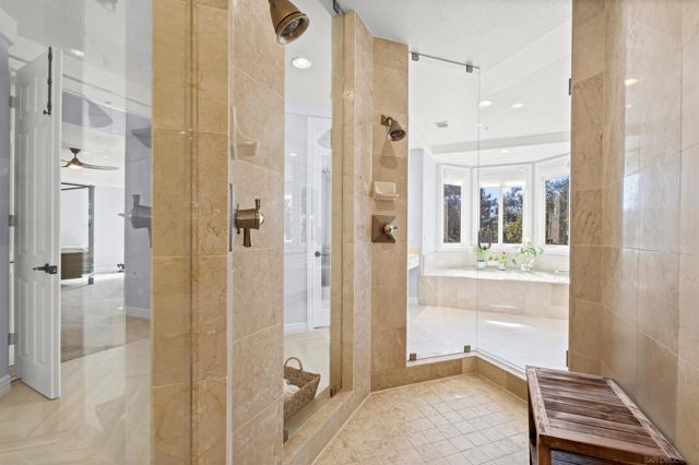 301 Cantle Lane, Encinitas CA: https://media.crmls.org/mediaz/048355f9-0479-4a8b-b202-0a356b98e7ae.jpg