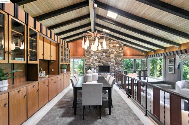 3112 View Drive, Antioch CA: https://media.crmls.org/mediaz/0483a83e-472f-4368-a0ca-fdfa5cce9451.jpg