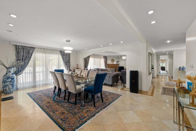9351 La Jolla Farms Rd, San Diego CA: https://media.crmls.org/mediaz/0483c699-a2f6-41cb-b040-b9a40bc42d33.jpg
