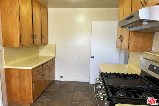 2513 Denmead Street, Lakewood CA: https://media.crmls.org/mediaz/0483d5b0-d50a-4e33-9f2f-0d77bd5306a9.jpg