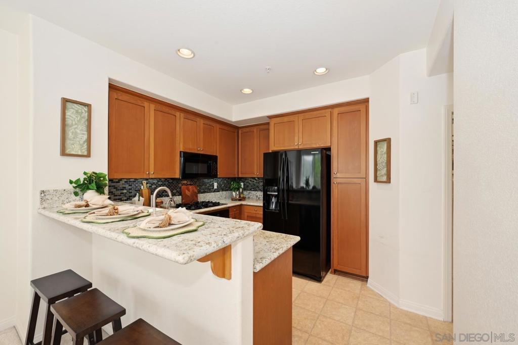 4611 Central Plaza - photo 7