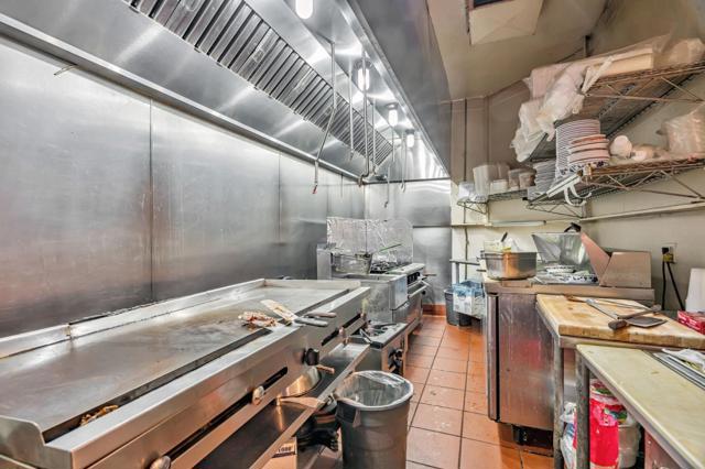 5272 5272 Monterey Road, San Jose CA: https://media.crmls.org/mediaz/0484b383-9e8d-4d28-bc5a-ab4ce2ac19a2.jpg