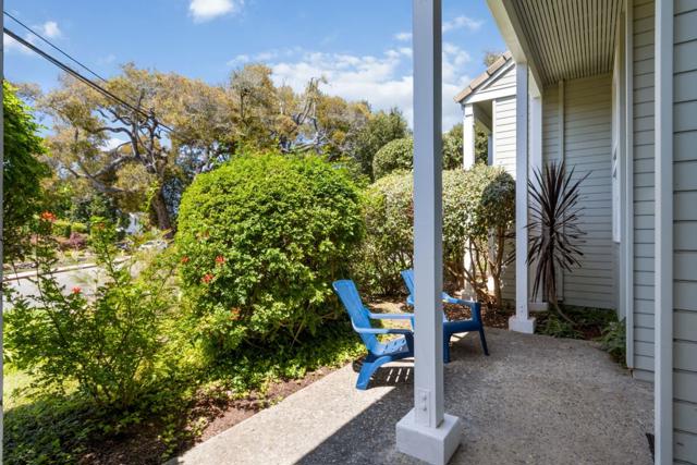160 Frederick Street, Santa Cruz CA: https://media.crmls.org/mediaz/04850252-29a8-47a6-b2c4-311e2e060c11.jpg