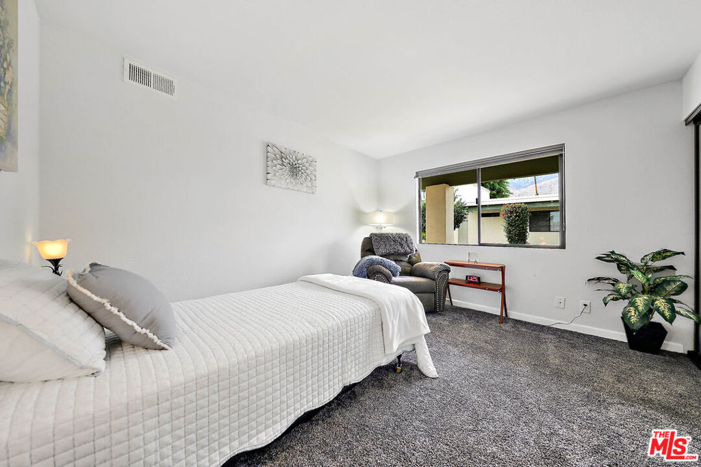 MLS #25618741 image #17