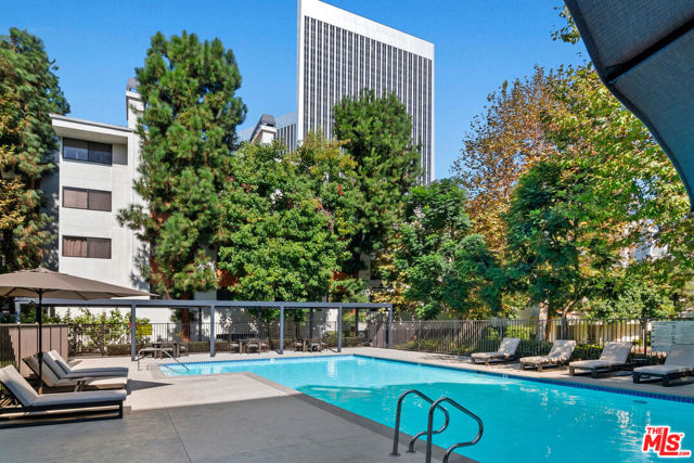 2131 Century Park Lane, Los Angeles CA: https://media.crmls.org/mediaz/048581c0-f96b-4d80-8278-8f4ba2f7f45c.jpg