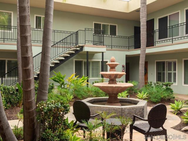 801 C Ave, Coronado CA: https://media.crmls.org/mediaz/0485f351-70ba-40d3-a869-9fbe3ac556e8.jpg