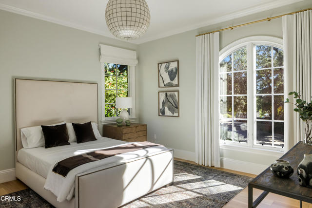 2060 Windover Road, Pasadena CA: https://media.crmls.org/mediaz/0486178b-a74d-423c-a3e2-c5e8b9bb0d71.jpg