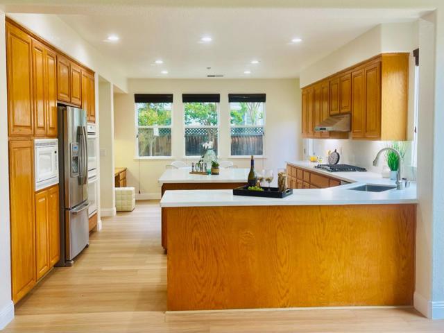 2958 Bresso Drive, Livermore CA: https://media.crmls.org/mediaz/0486494d-dcd1-4a2c-a224-2e91e9c4a768.jpg
