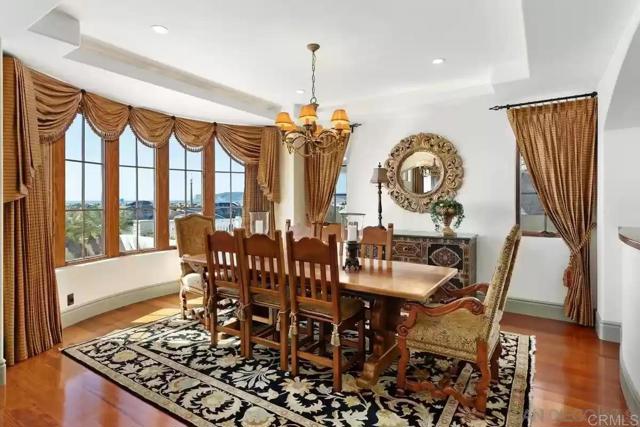 Detail Gallery Image 13 of 32 For 555 Ocean, Coronado,  CA 92118 - 4 Beds | 4/1 Baths