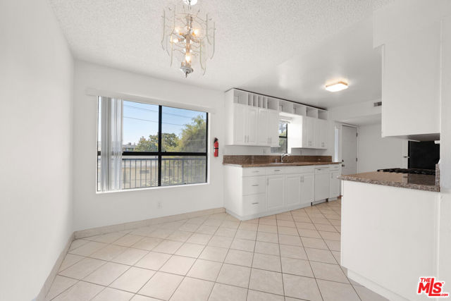 11975 Texas Avenue, Los Angeles CA: https://media.crmls.org/mediaz/04882675-dc92-4108-990c-e0ed617bf4fd.jpg