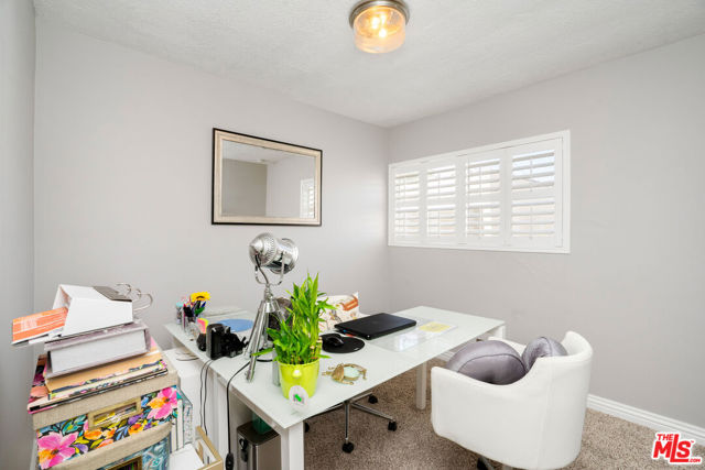 7815 S Halldale Avenue, Los Angeles CA: https://media.crmls.org/mediaz/048863ac-677b-4d80-9a0f-1b12f485e2e8.jpg